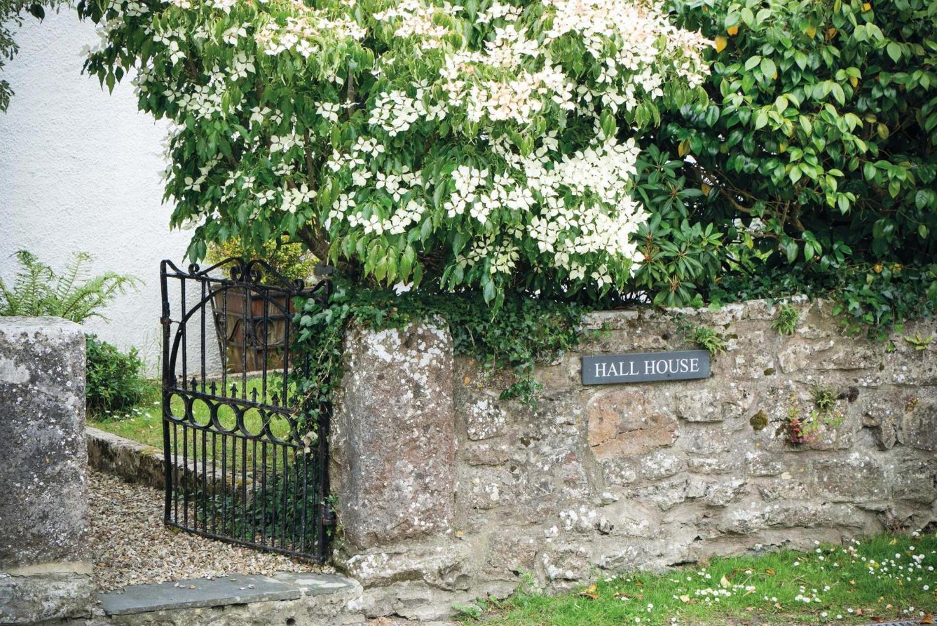 Hall House - 3 Bedroom Cottage - Saint Florence Buitenkant foto