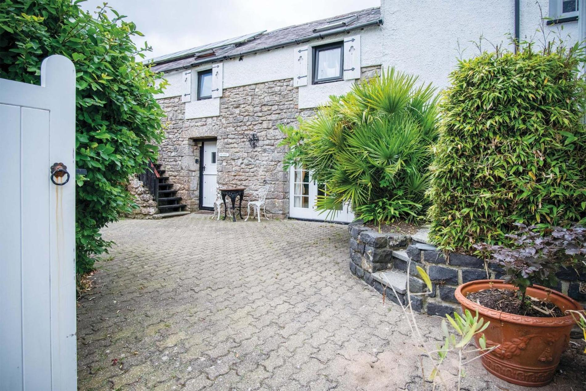 Hall House - 3 Bedroom Cottage - Saint Florence Buitenkant foto